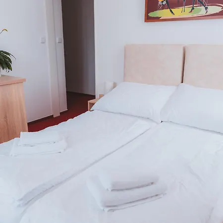 Kavarna A Reichl Guest house *